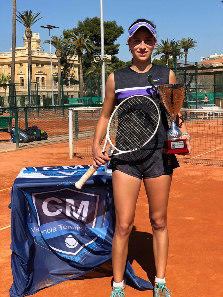 lucia llinares tenista valenciana